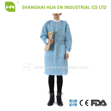 Dental disposable SMS lab coat with knitted collar and cuff